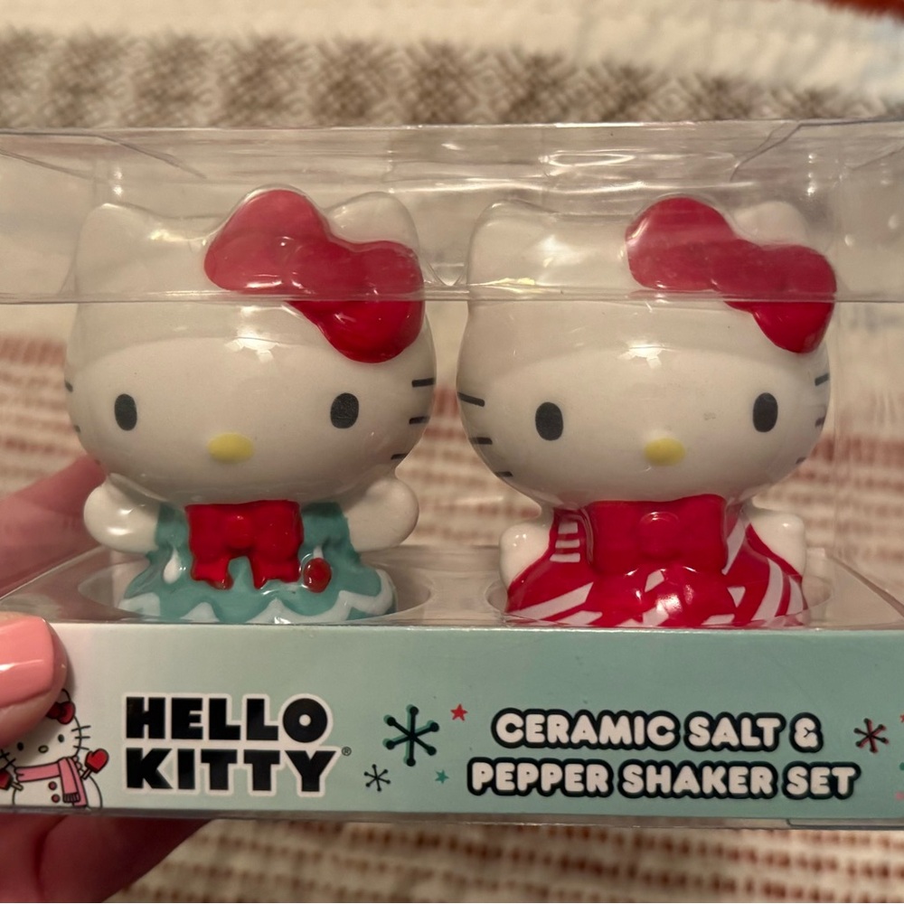 Hello Kitty Blue Salt & Pepper Shakers